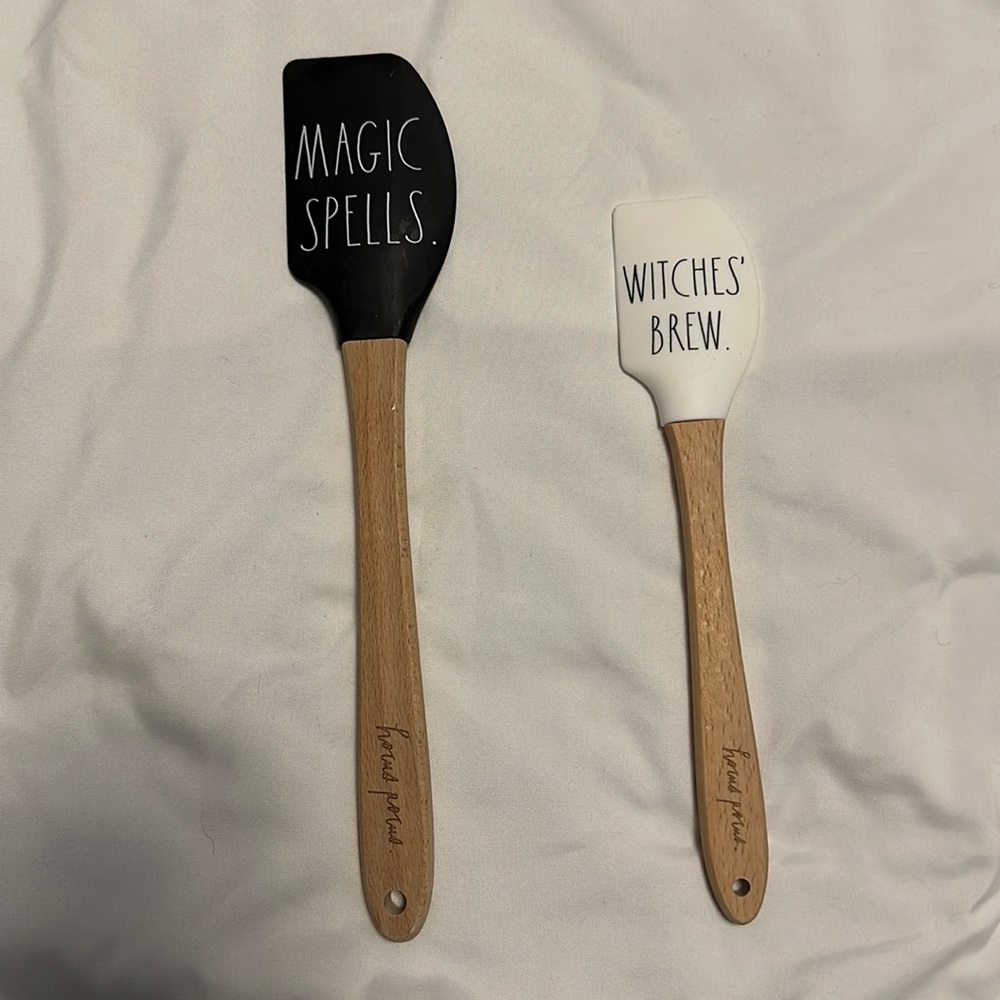 Rae Dunn spatulas